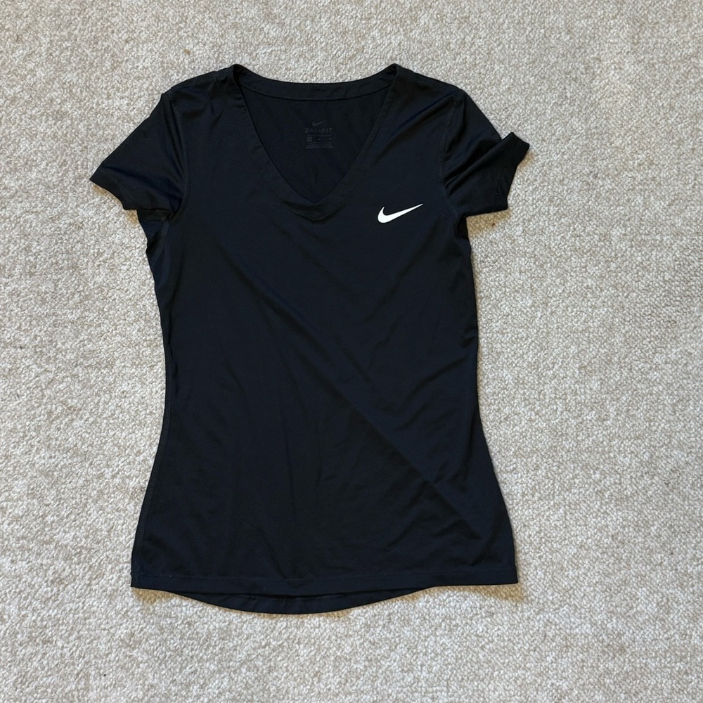 Nike Women's Black Short Sleeve Dry Fit Tee